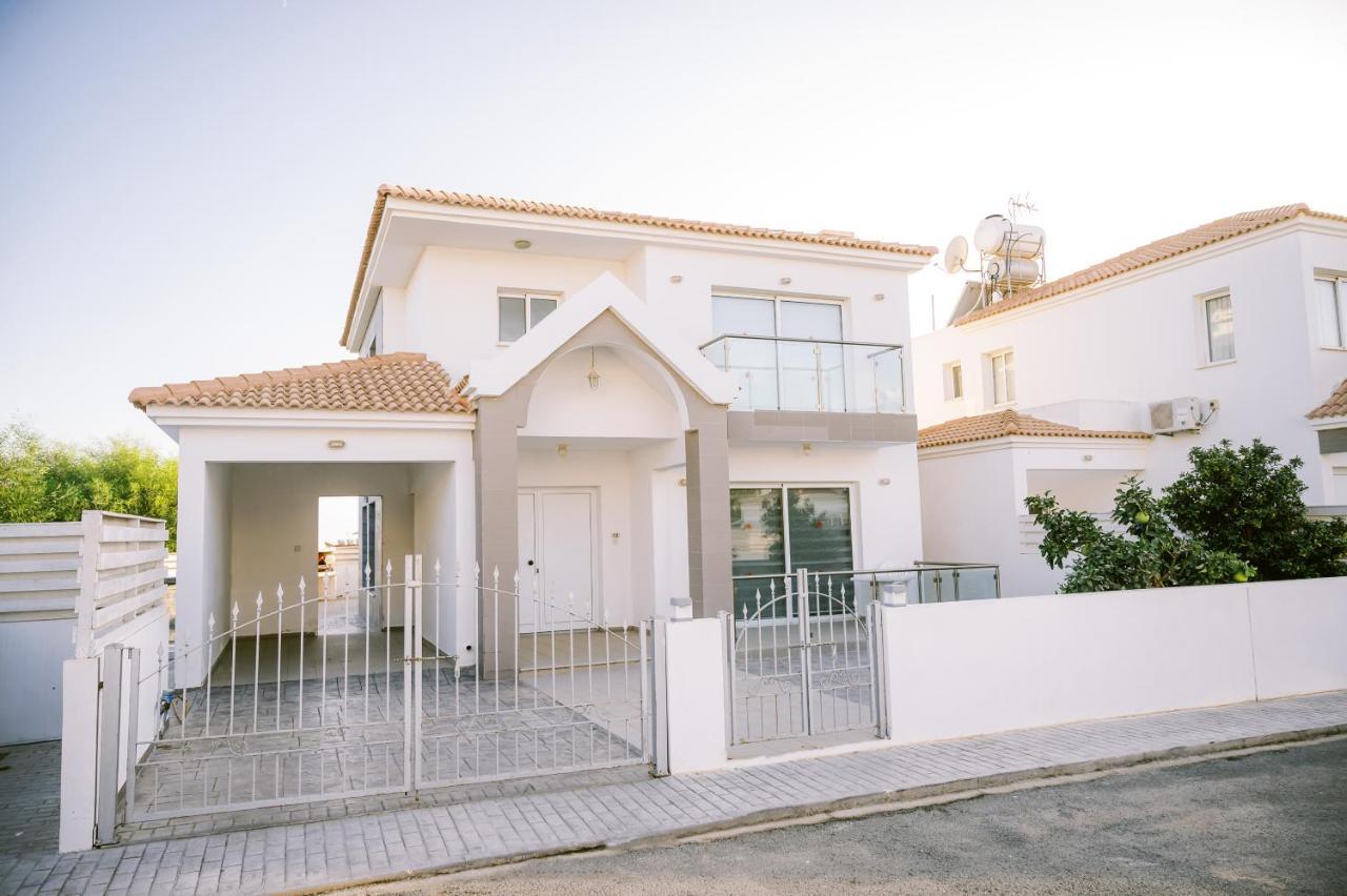 Villa Costa Cornelia Homes Ayia Napa Exterior photo