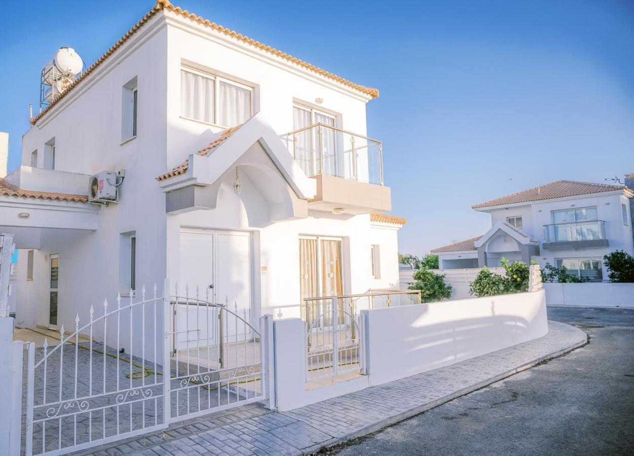 Villa Costa Cornelia Homes Ayia Napa Exterior photo